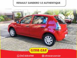 RENAULT - SANDERO - 2014/2014 - Vermelha - R$ 29.900,00