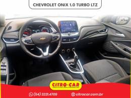 CHEVROLET - ONIX - 2022/2022 - Cinza - R$ 78.900,00