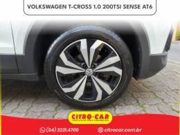 VOLKSWAGEN - T-CROSS - 2021/2021 - Branca - R$ 92.900,00
