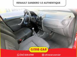 RENAULT - SANDERO - 2014/2014 - Vermelha - R$ 29.900,00