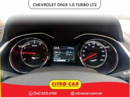 CHEVROLET - ONIX - 2022/2022 - Cinza - R$ 78.900,00