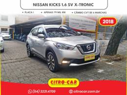 NISSAN - KICKS - 2017/2018 - Prata - R$ 82.900,00