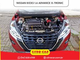 NISSAN - KICKS - 2021/2022 - Vermelha - R$ 99.900,00