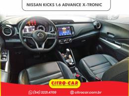 NISSAN - KICKS - 2021/2022 - Vermelha - R$ 99.900,00
