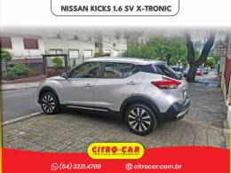 NISSAN - KICKS - 2017/2018 - Prata - R$ 82.900,00