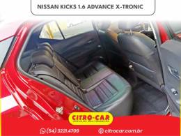 NISSAN - KICKS - 2021/2022 - Vermelha - R$ 99.900,00