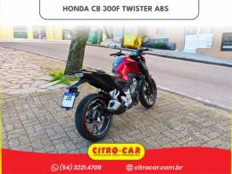 HONDA - CB 300F TWISTER - 2024/2025 - Vermelha - R$ 27.500,00