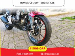 HONDA - CB 300F TWISTER - 2024/2025 - Vermelha - R$ 27.500,00