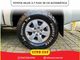 TOYOTA - HILUX - 2012/2013 - Prata - R$ 101.900,00