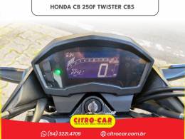 HONDA - CB 250F TWISTER - 2019/2019 - Branca - R$ 18.900,00